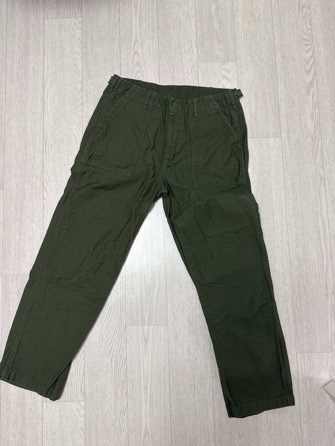 무신사 스탠다드 퍼티그 팬츠 카키 34사이즈 상품이미지1