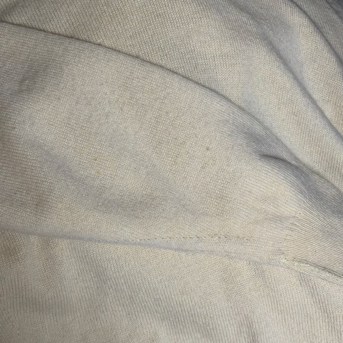 38 버버리 퓨어뉴 울 옐로우 브이넥 니트 상품이미지8