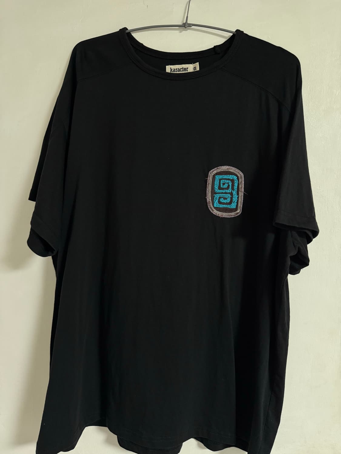 카락터 Fuzzy half T-shirts 상품이미지1