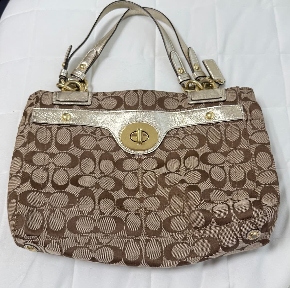 코치 갸루 숄더백 상품이미지1