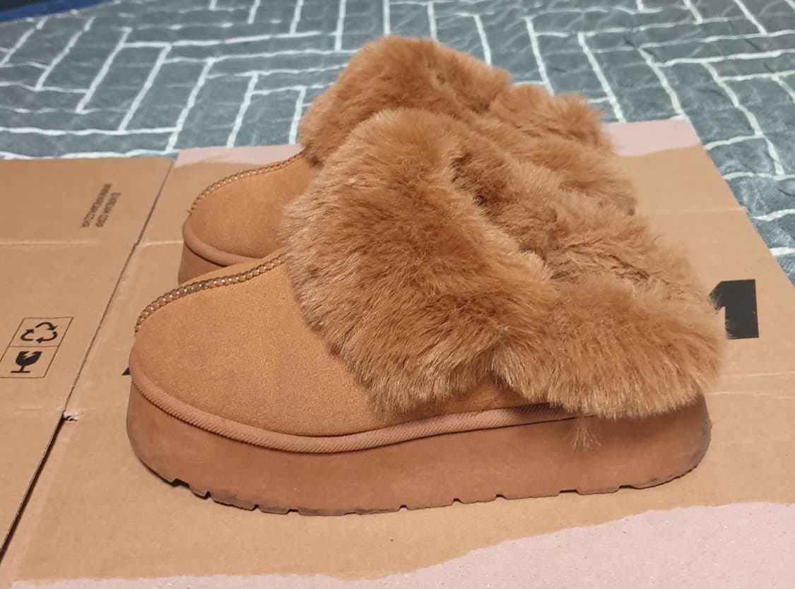 행텐 어그 플랫폼 양털 슬리퍼( 230~235) 상품이미지3