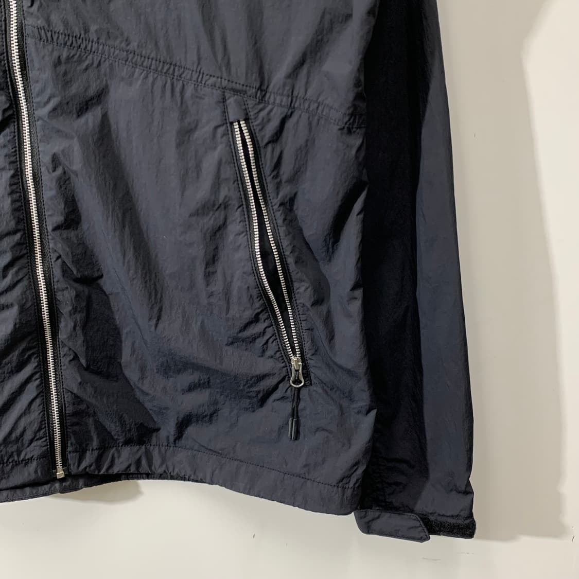 노스페이스 경량 화이트라벨 바람막이  상품이미지3