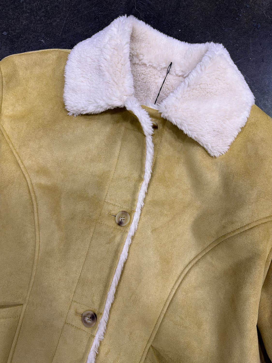 지오다노 스웨이드 라이크 퍼 카멜 무스탕 자켓 S 상품이미지8