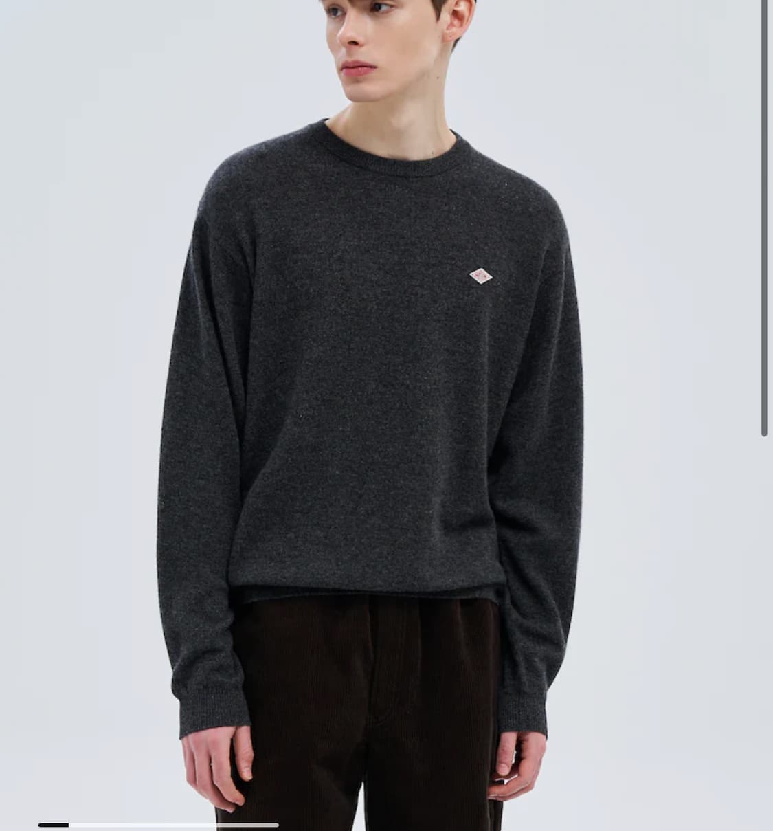 단톤 라운드넥 니트 차콜 상품이미지2