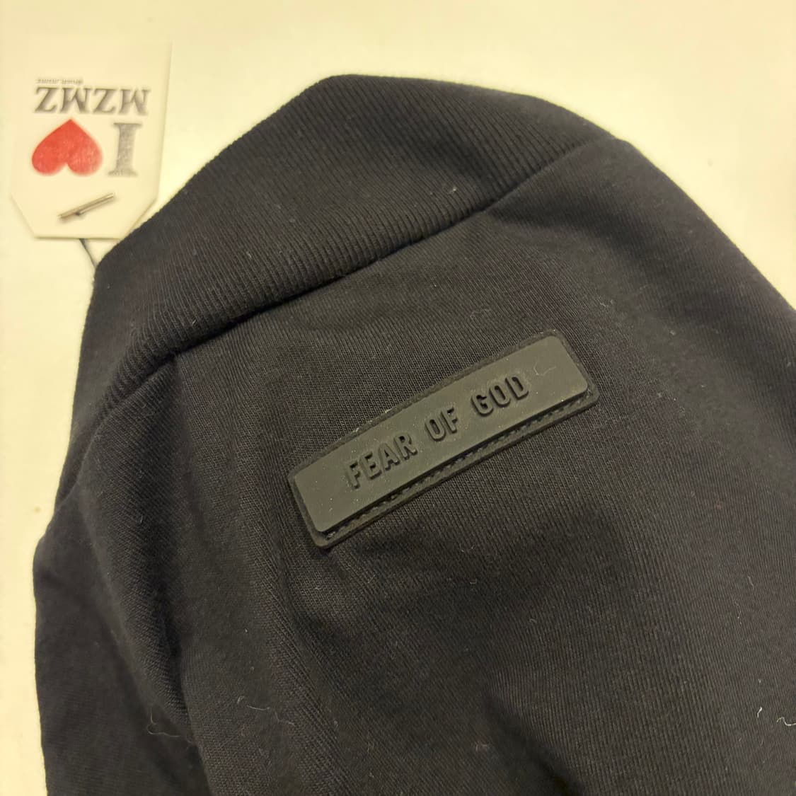 [M] 23ss 에센셜 Fear Of God 반팔 블랙 C182 상품이미지8