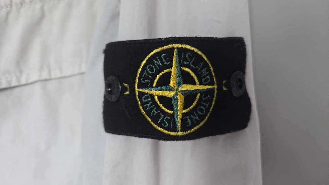 스톤아일랜드 브러쉬드 코튼 캔버스 올드이펙트 오버셔츠 라이트 그레이 상품이미지3