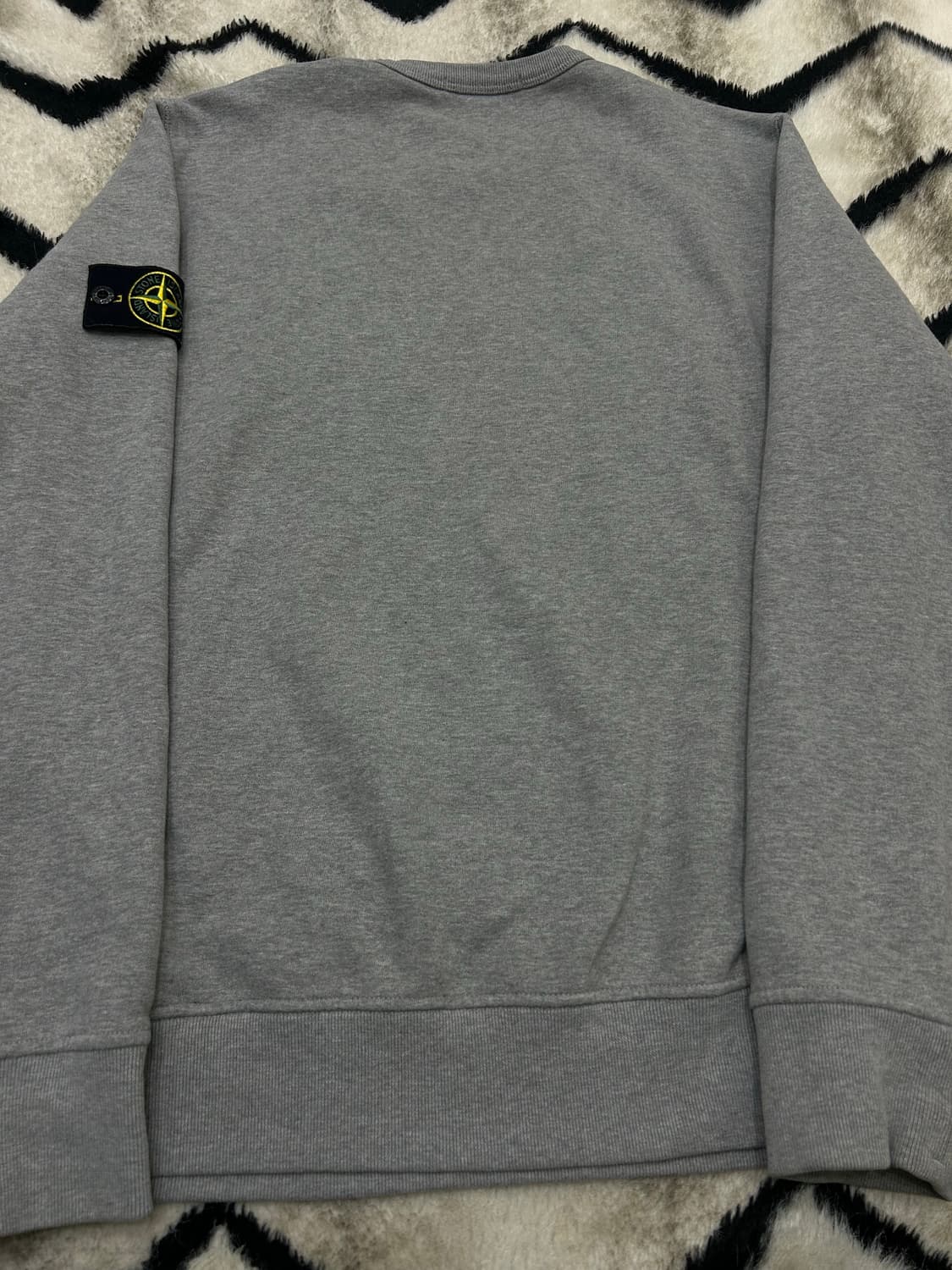 [L]스톤아일랜드 맨투맨/그레이/기모 상품이미지5