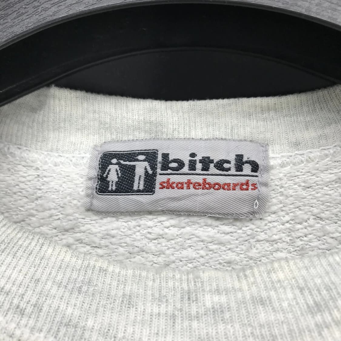 비치 스케이트보드 심볼 로고 맨투맨 그레이 상품이미지3