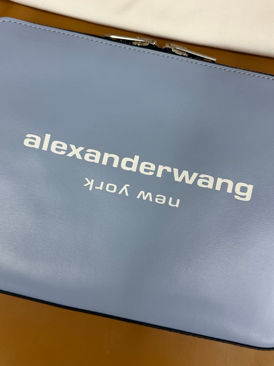 알렉산더왕 스카웃 클러치 택o 상품이미지6