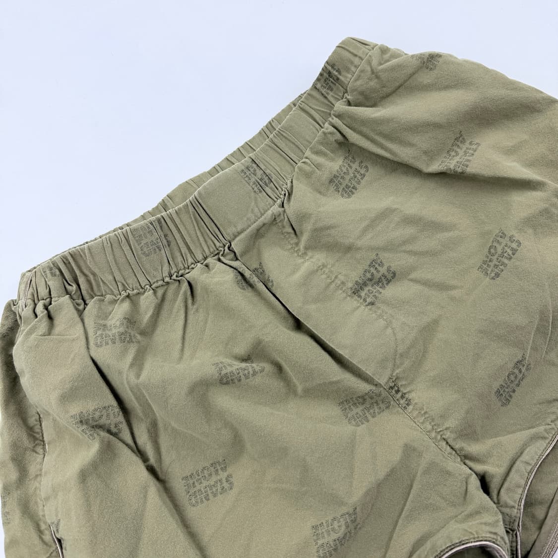 스탠드얼론 카키 로고반바지 상품이미지2