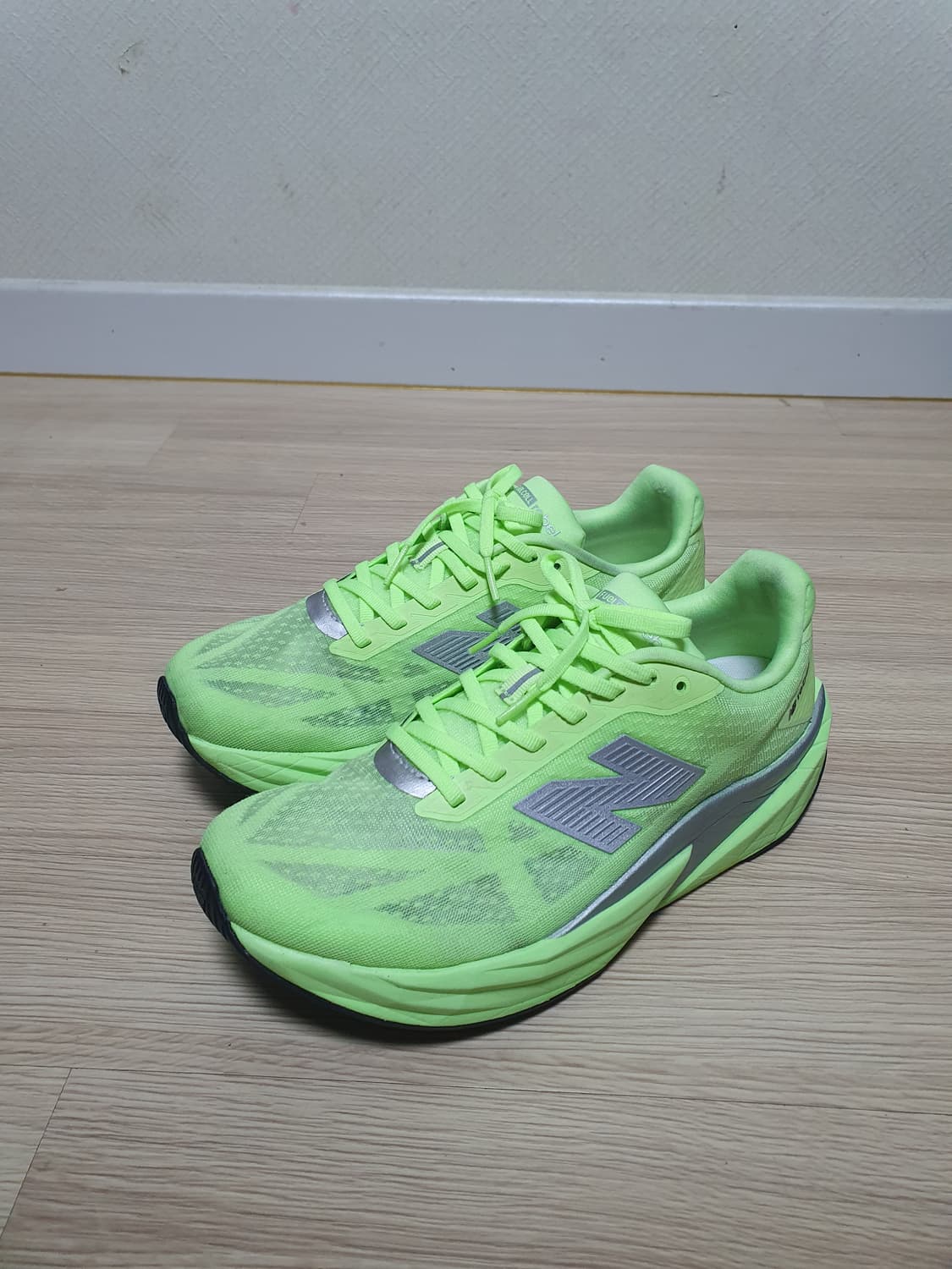 뉴발란스 퓨어셀 레벨 v5 러닝화 260 상품이미지4