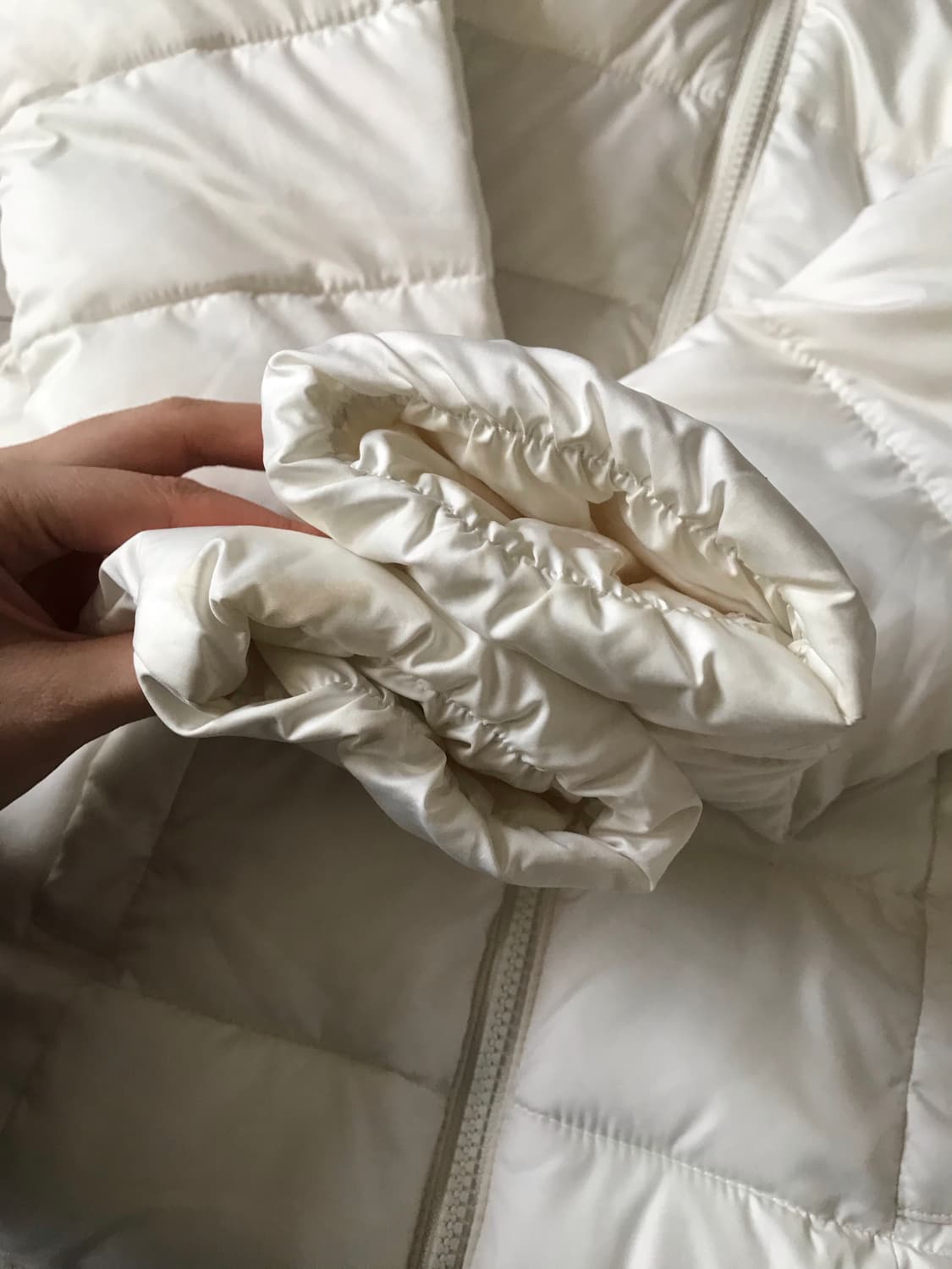 아베크롬비 화이트 울프죠 패딩 상품이미지7