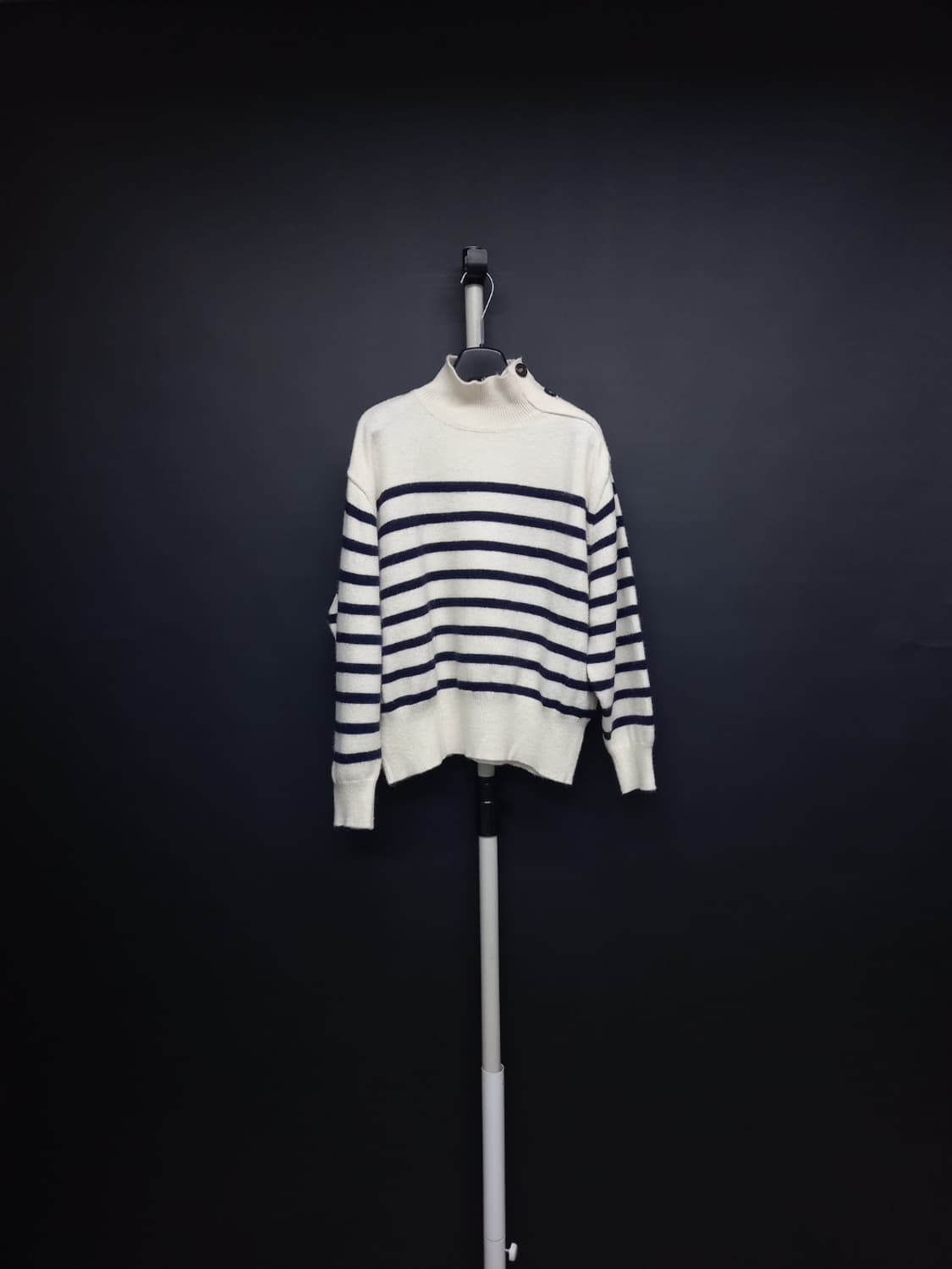 더 아이잗 춘추동 니트 풀오버 F 44-77 상품이미지1