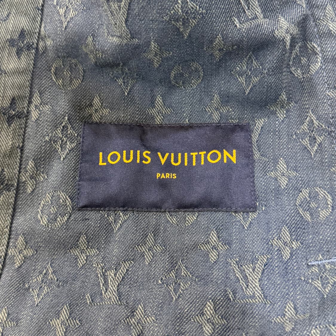[110 / 새상품급] 루이비통 모노그램 트러커 데님 자켓 상품이미지6