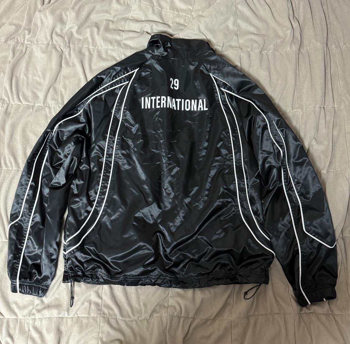 슈프림 나일론 아노락 판매합니다 상품이미지2