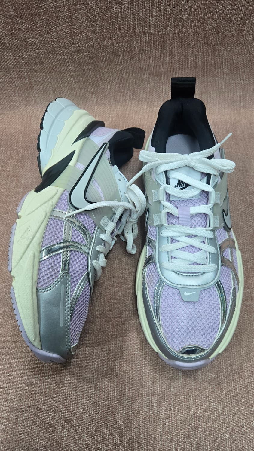 나이키 나이키 245mm- V2K 런 라일락 운동화 여성 런닝화 상품이미지1