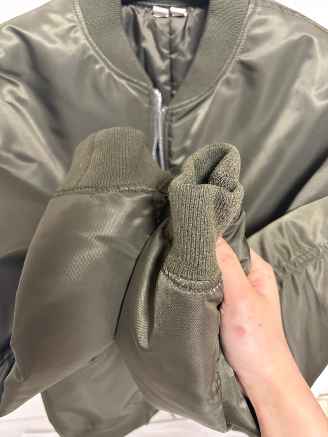 유니클로 U 르메르 마원 봄버 L 상품이미지5