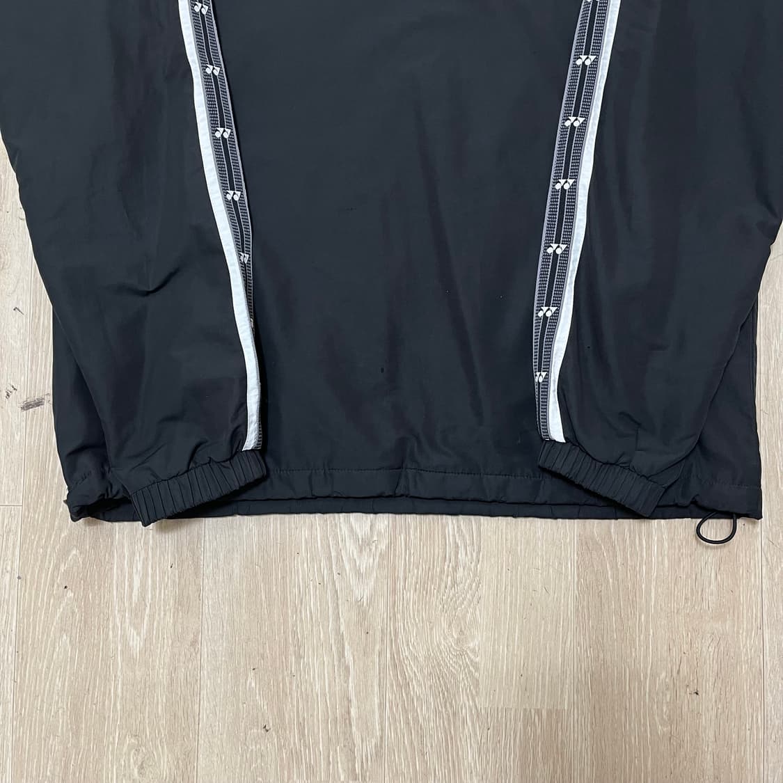 요넥스 YONEX 로고 블랙 웜업 L(100) 상품이미지5