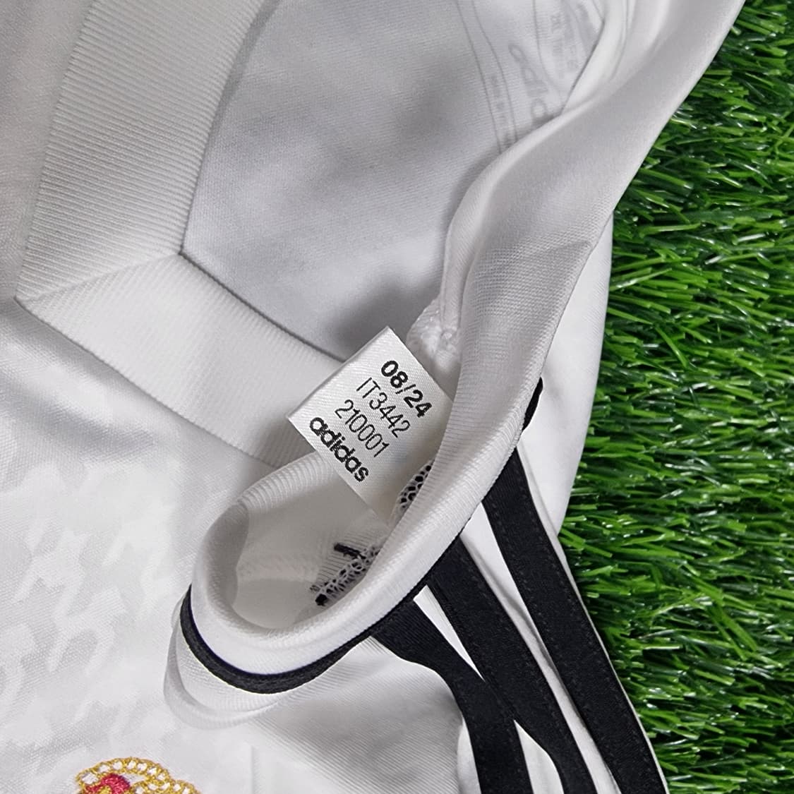 24-25시즌 레알 마드리드 홈 긴팔 유니폼 #10 모드리치 상품이미지10