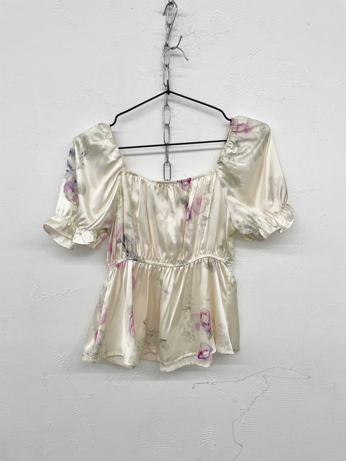 페어리 새틴 블라우스 상품이미지6