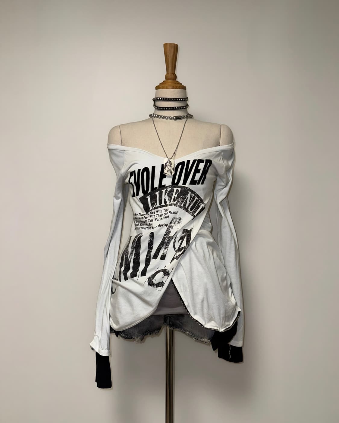 레터링 화이트 레이어드 와투케 롱슬리브 상품이미지5