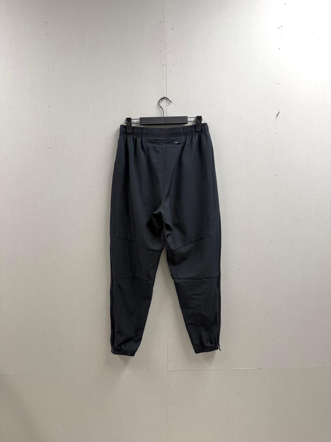 남성 M / 나이키 챌린저 드라이핏 우븐 팬츠 블랙 상품이미지5