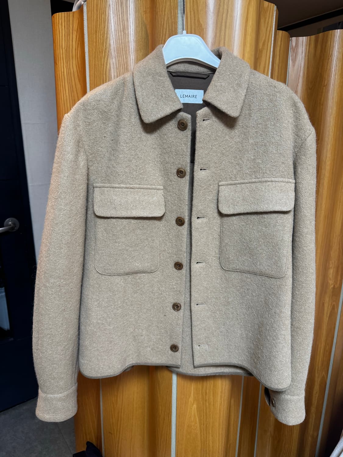 르메르 알파카 박시 오버셔츠 44(최우식 착용) 상품이미지3