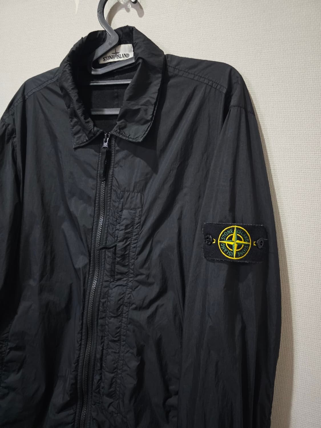 정품 스톤아일랜드 크링클랩스 바람막이 오버셔츠 95 / M 상품이미지2