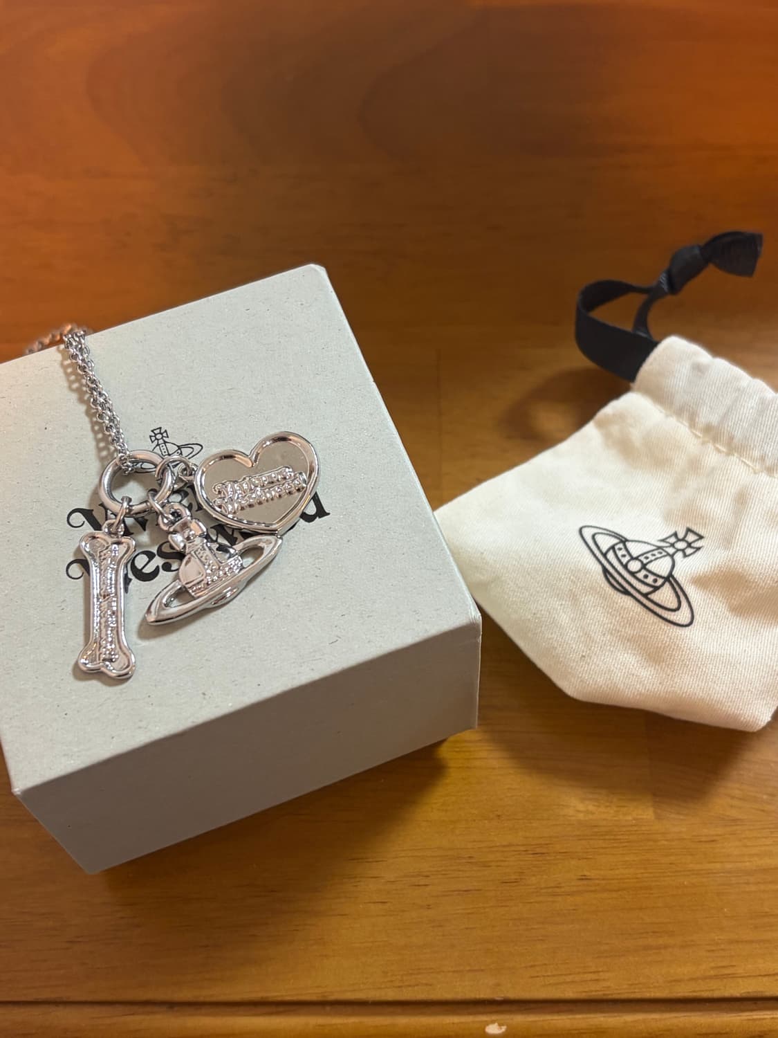 비비안 웨스트우드 팬던트 목걸이 상품이미지2