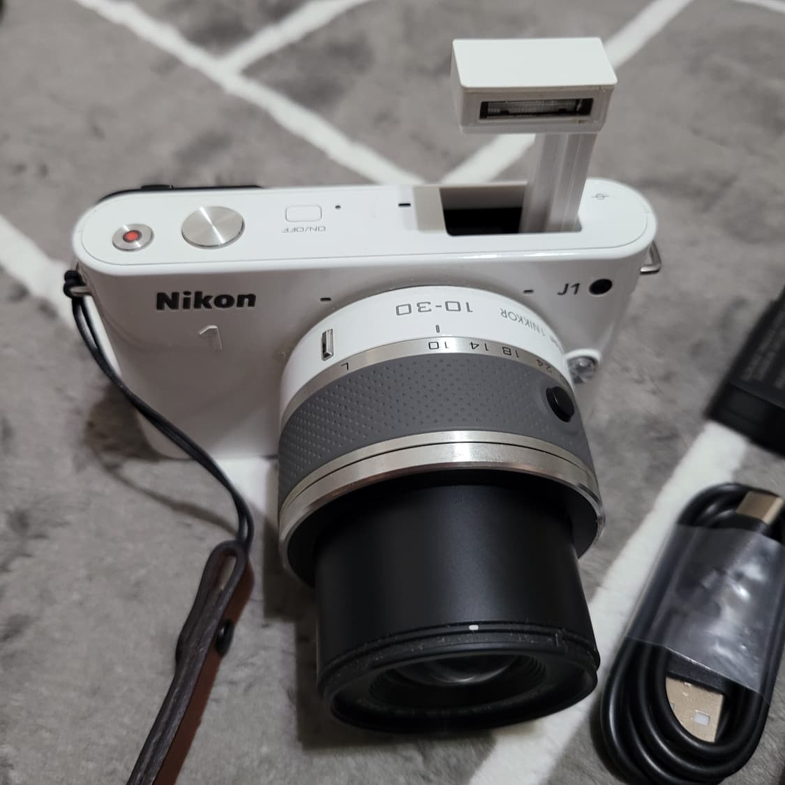니콘 J1 미러리스 카메라 상품이미지6