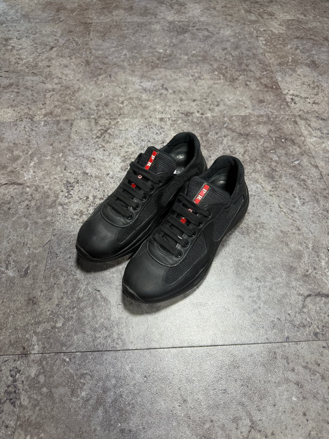 프라다 아메리카컵 36 현행 (빈티지x) 상품이미지1