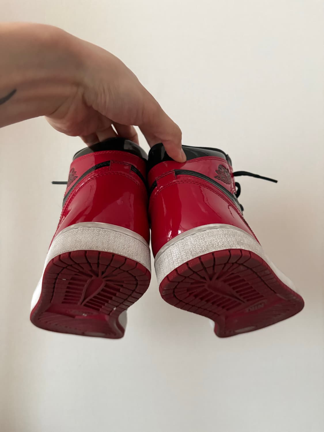 나이키 조던1 레트로 하이 OG 페이턴트 브레드 상품이미지3