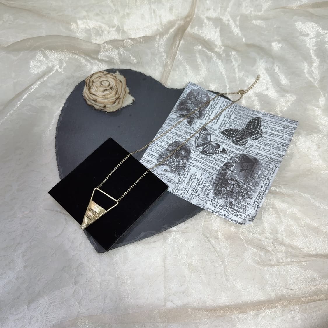 빈티지 중세 삼각형 랩 목걸이 상품이미지2