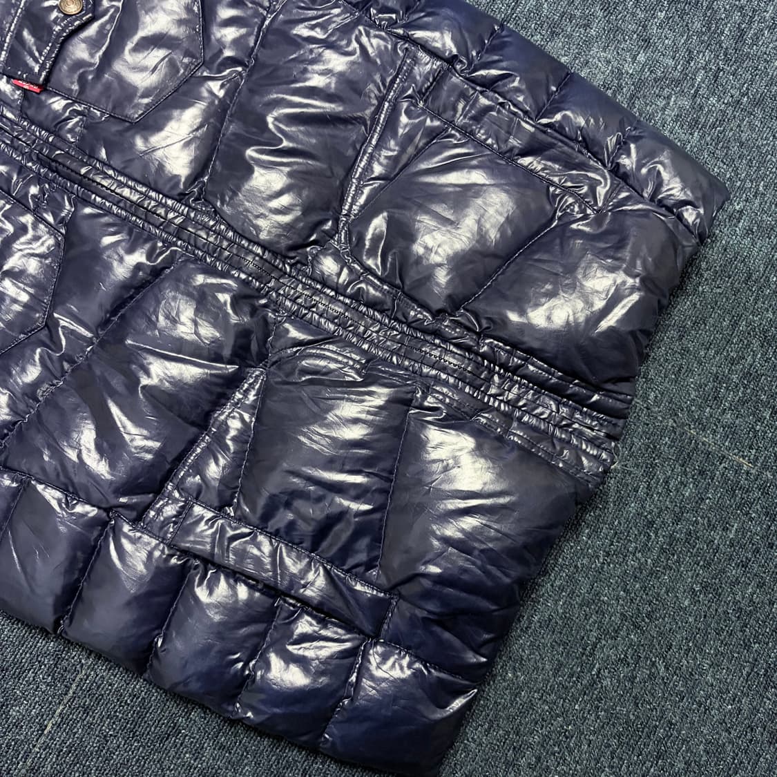 리바이스 유광 조끼 패딩 상품이미지2