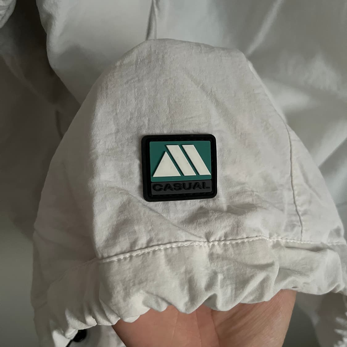 마틴로즈 aw23 sports pullover 상품이미지4