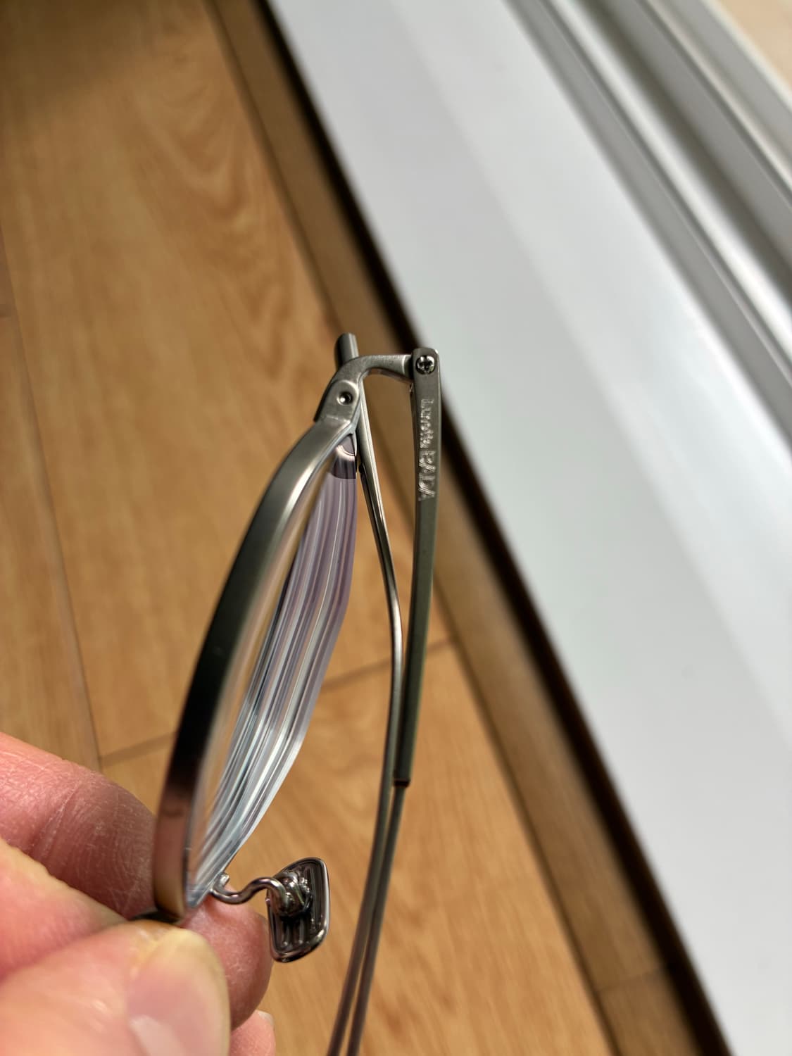 루네타 바다 다각형 메탈테 상품이미지8