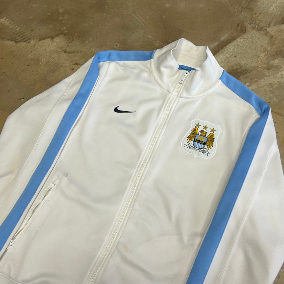 M 나이키 맨체스터 시티 화이트 트랙탑 상품이미지1