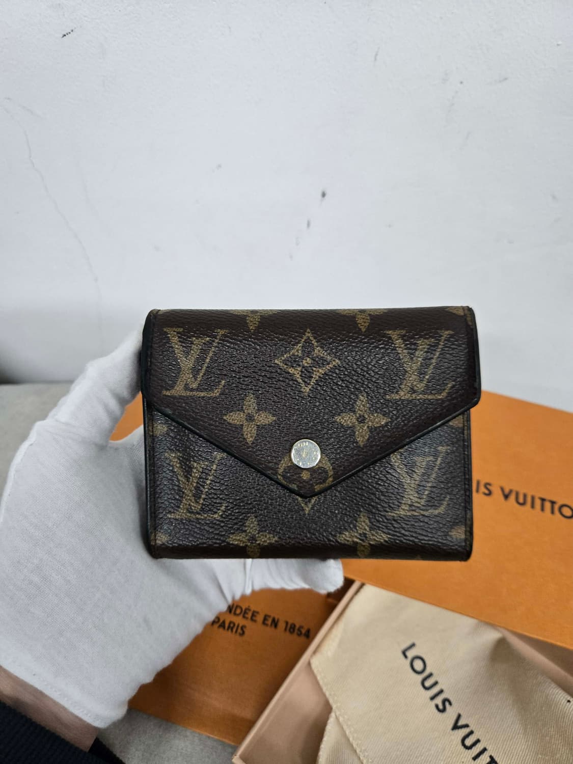 [보증서 정품] 루이비통 빅토린 반지갑 상품이미지3