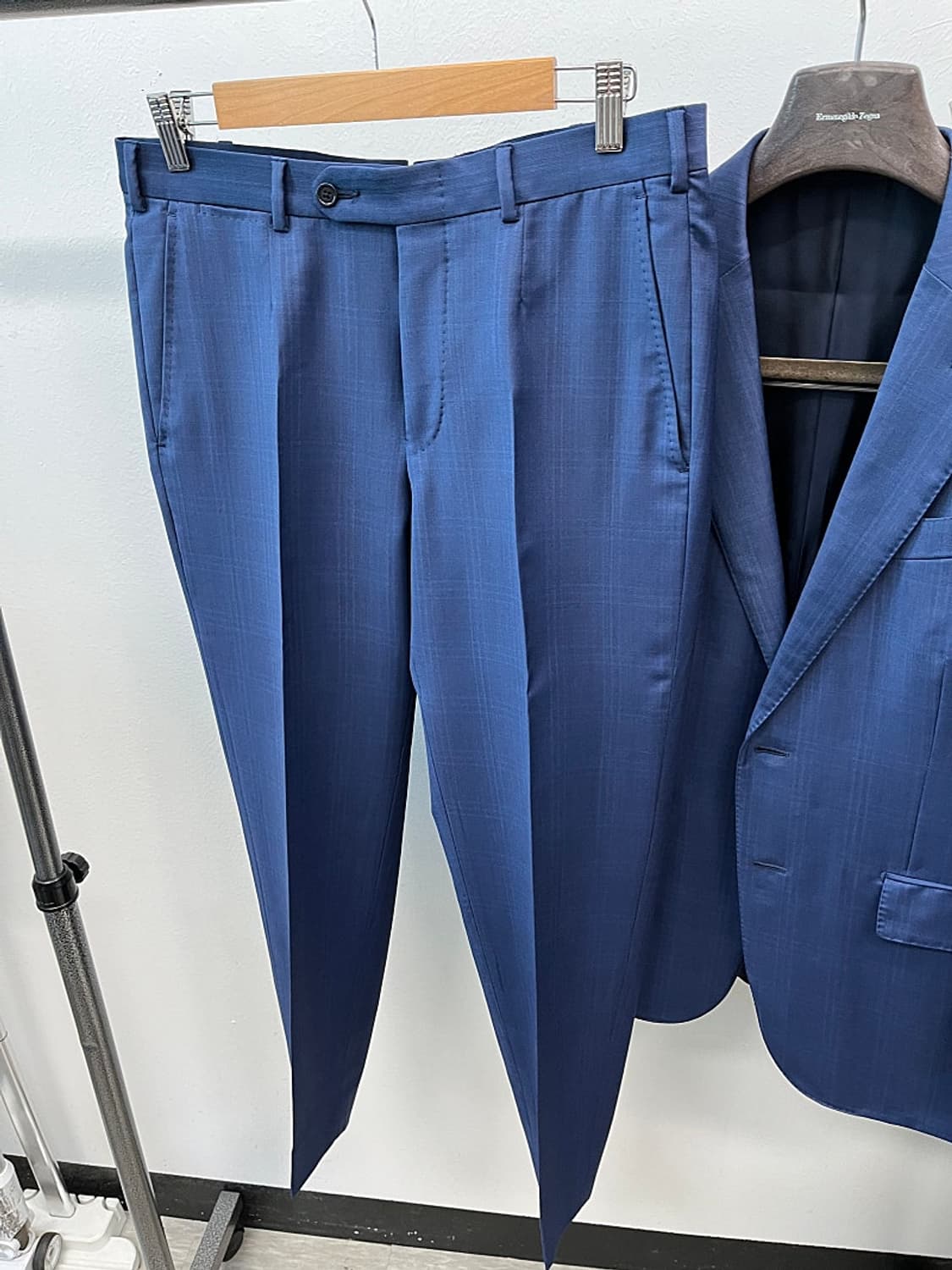 슬림100,31) 에르메네질도제냐 신형 트로페오 슈트  상품이미지8