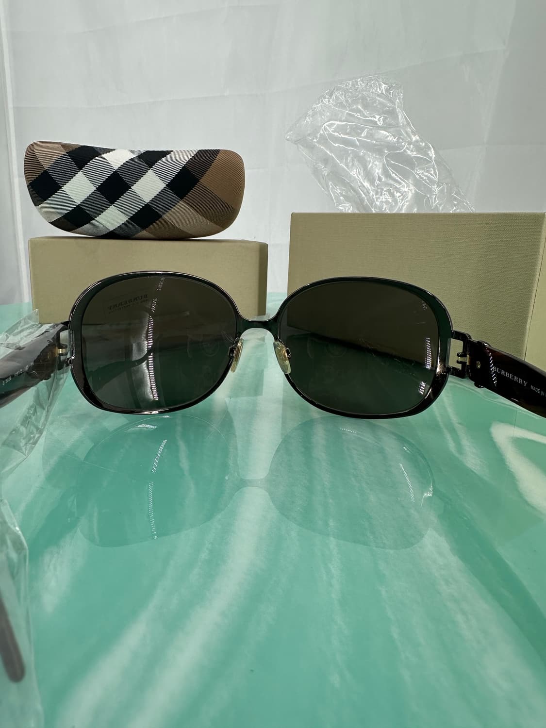 [새상품 무료배송] 버버리 B3036 선글라스 풀박스 상품이미지10