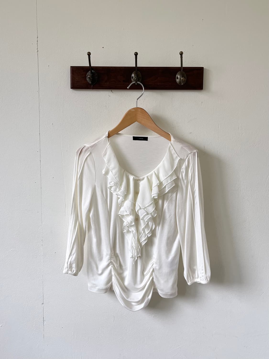 7-ID concept 셔링 블라우스 상품이미지1