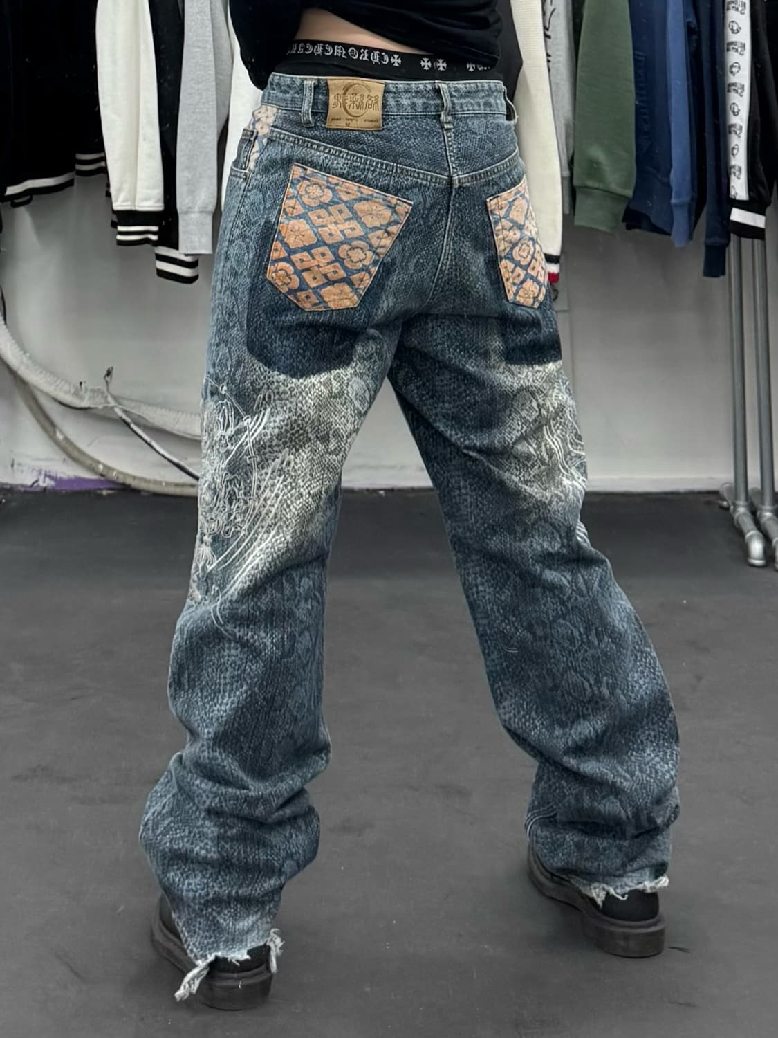 카라쿠리 타마시 오리엔탈 뱀피 데님팬츠 상품이미지6