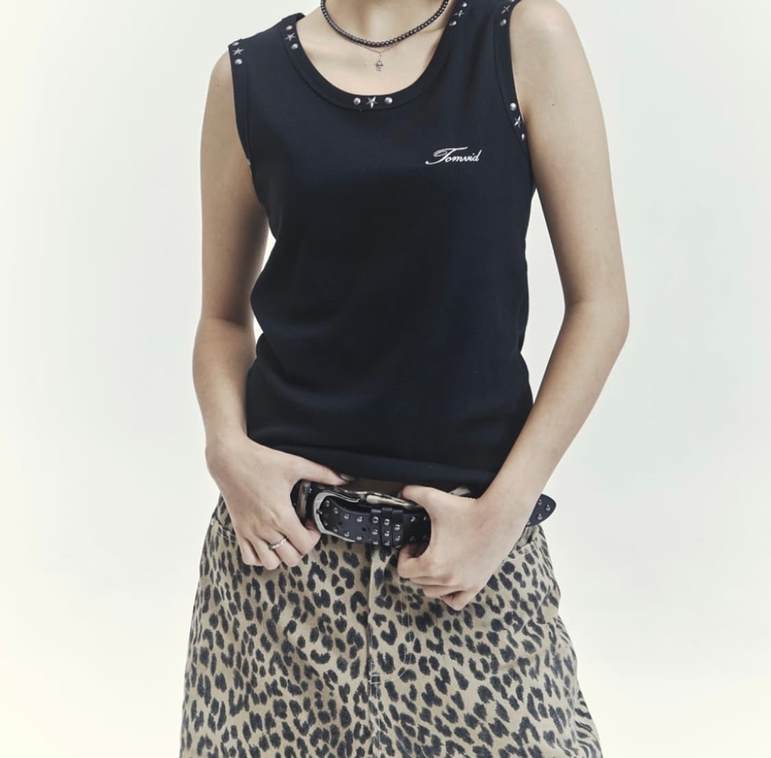 톰비드 Star Stud sleeveless(Black) 상품이미지2