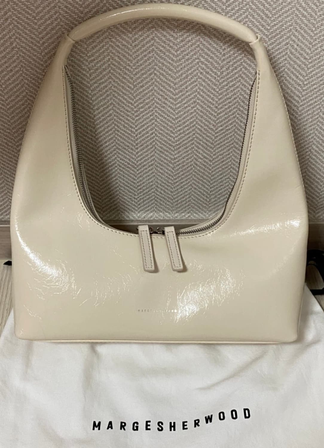 마지셔우드 호보 크링클 숄더백(라떼크링클) 상품이미지2