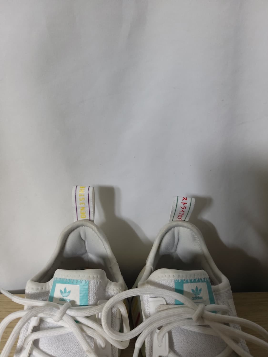 225mm 아디다스 nmd r1 운동화 상품이미지5