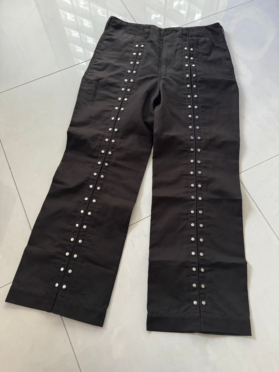 STUDS TROUSER 스터드 바지 상품이미지1