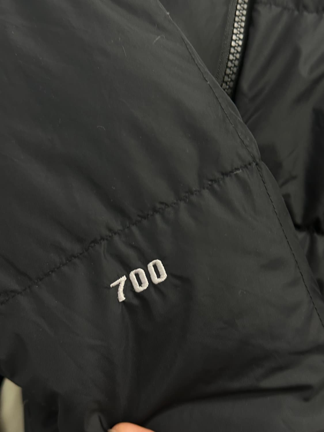 노스페이스 700 블랙 경량 패딩 상품이미지6