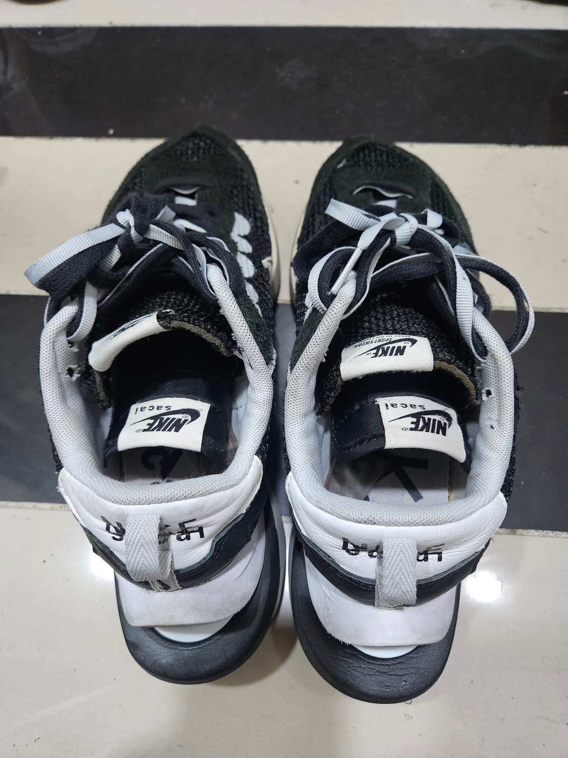 나이키 사카이 베이퍼와플 블랙 260 상품이미지2