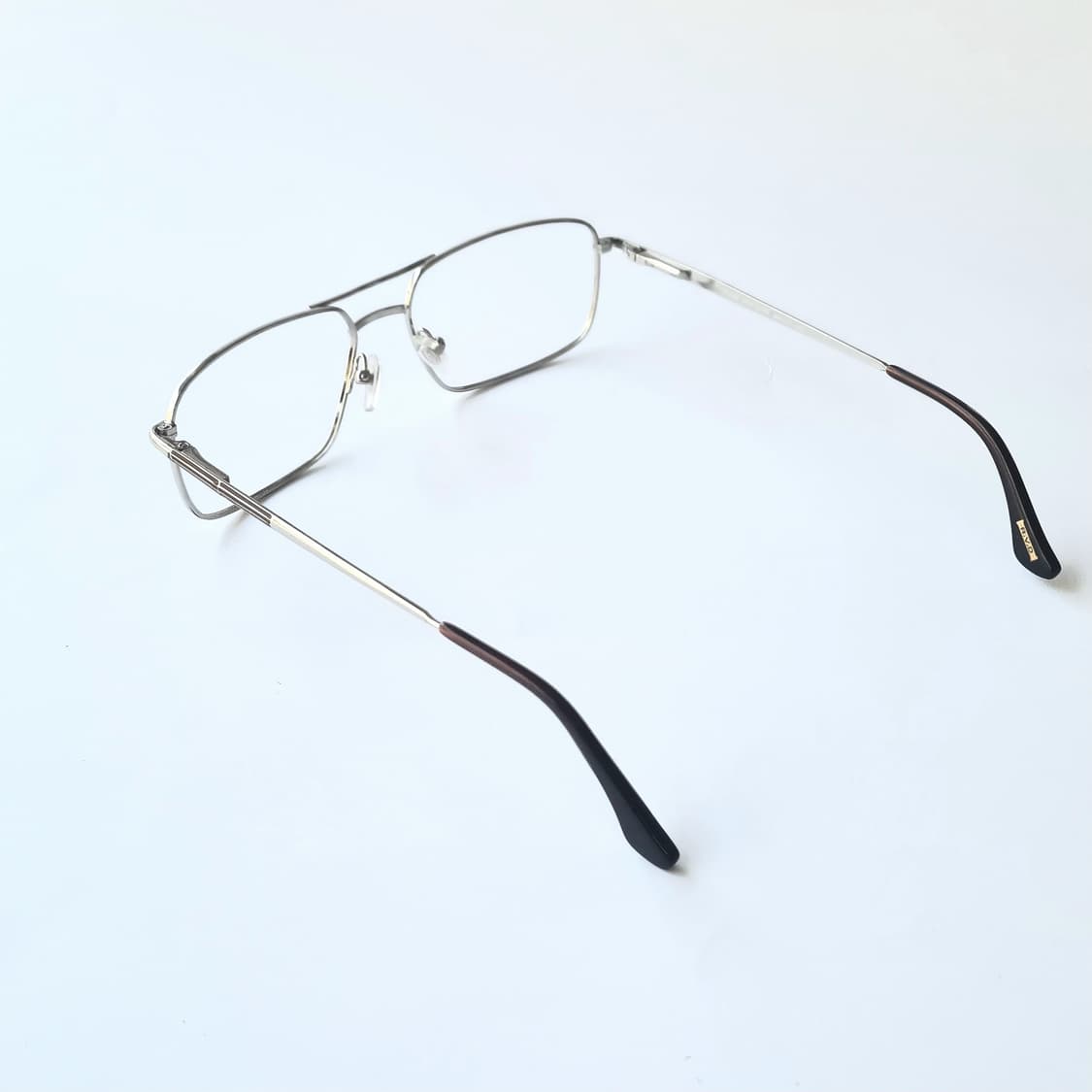 데드스탁 엣지를 더하는 투브릿지 긱시크 안경테 738 상품이미지5
