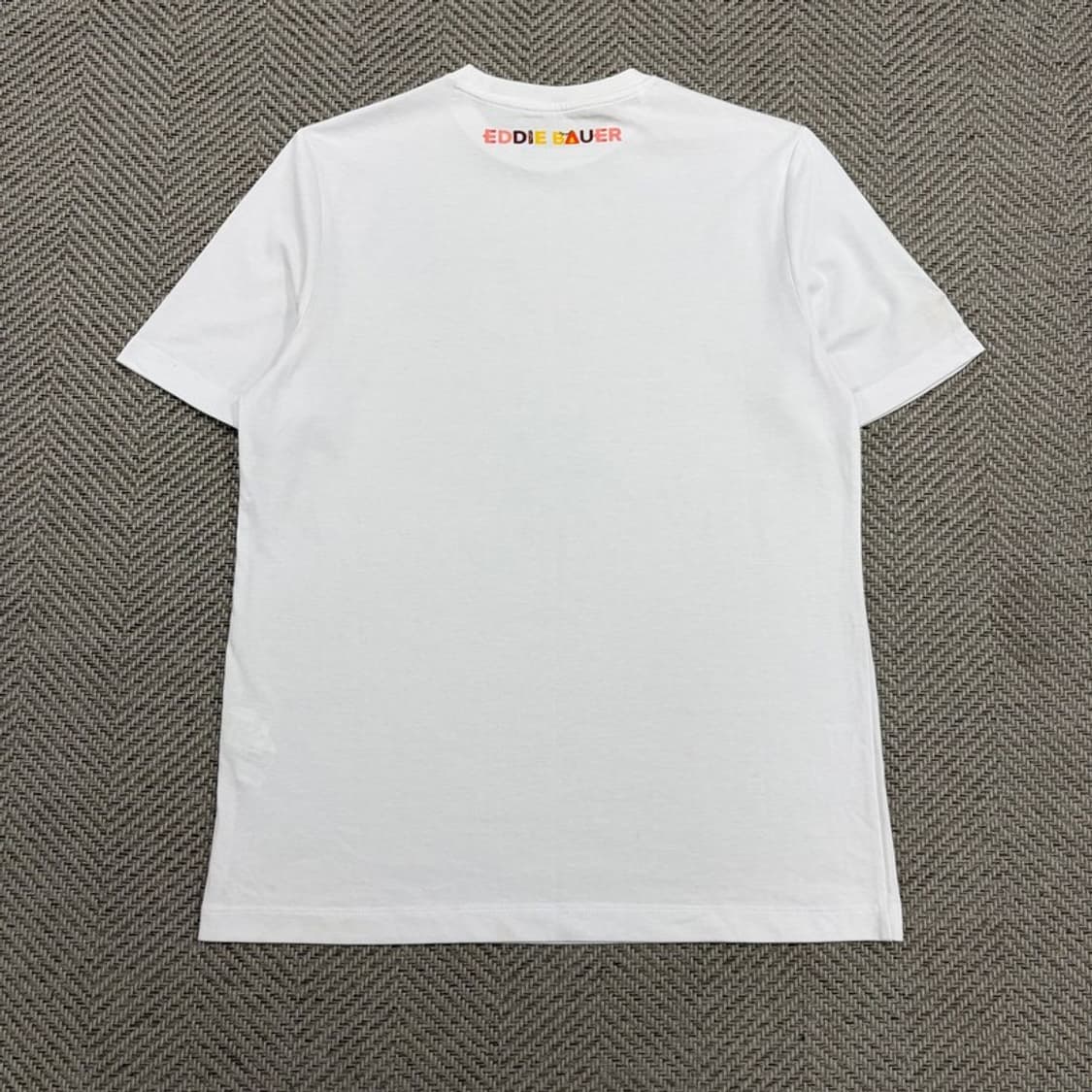 에디바우어 그래픽 티셔츠 v3149 상품이미지2